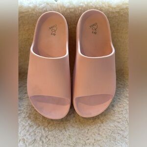 Art Class Kids' Edie Platform Slide Sandals Slip-On Size 4 Pink Girls Summer